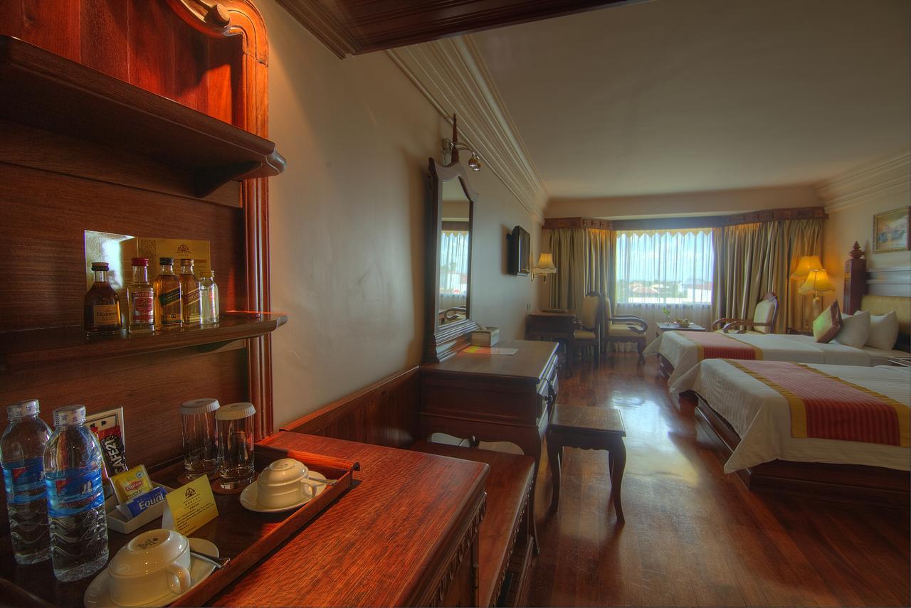 Bayon Era Hotel Сіємреап Екстер'єр фото